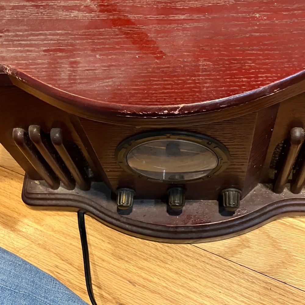 Vintage Style Wooden Radio cd player